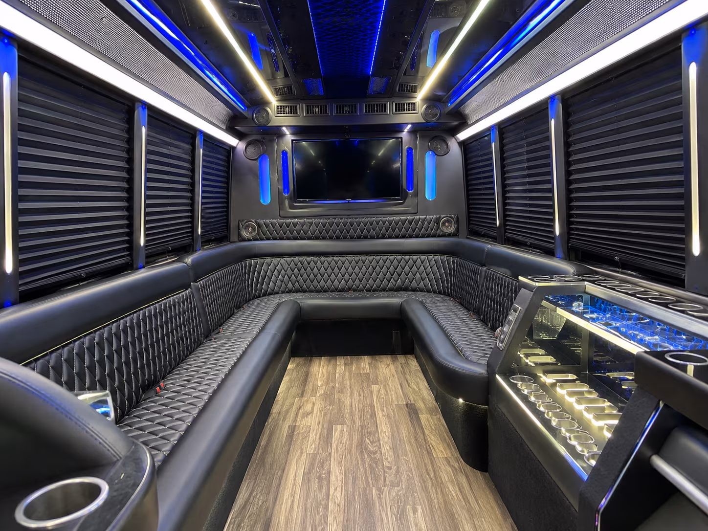 jersey city corporate retreat shuttle bus rentals